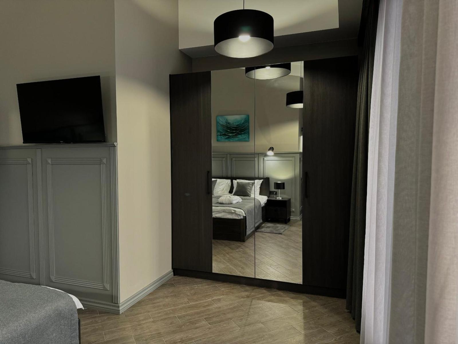 Aqvium Hotel Dnipro Exterior photo