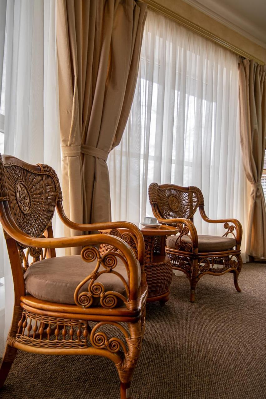 Aqvium Hotel Dnipro Exterior photo